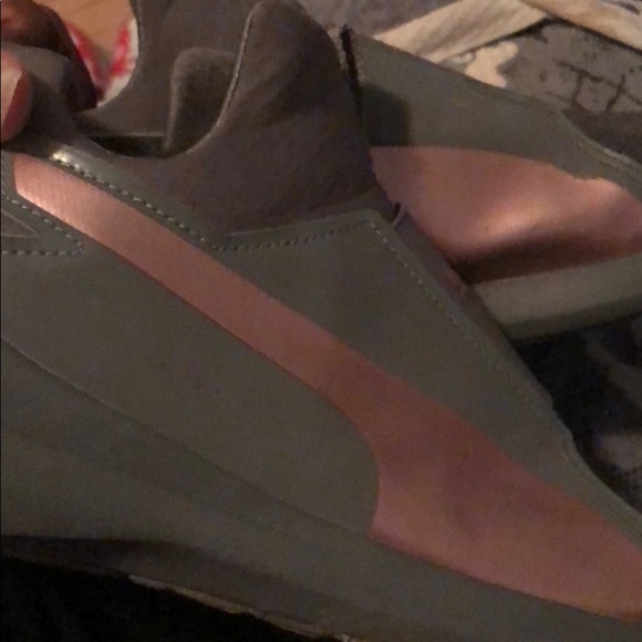 Puma Grey Shoes no laces - Picture 2 of 3